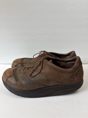 MBT Night Chocolate Brown Cushioned Lace-Up Sneakers Men’s size 12 Rocker Bottom